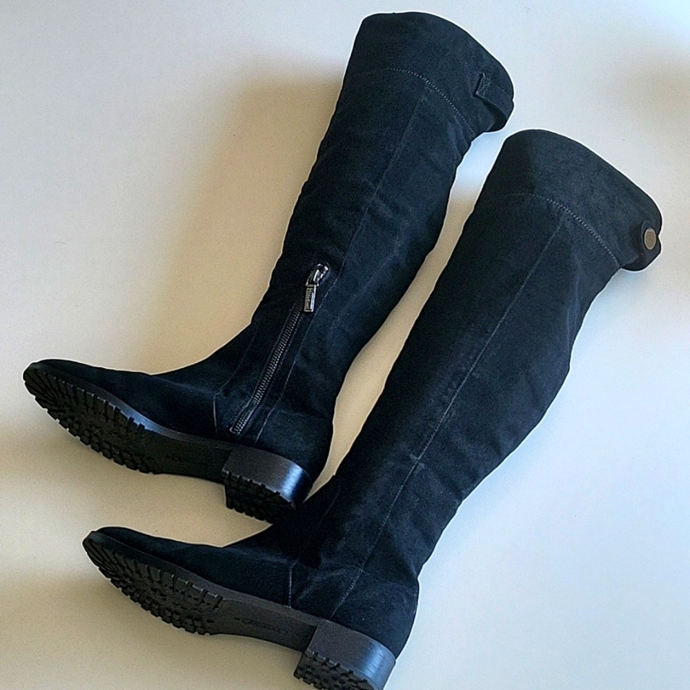 Soft Faux Suede Knee-high Bershka Boots | Size 7.5-8 (38) | Black